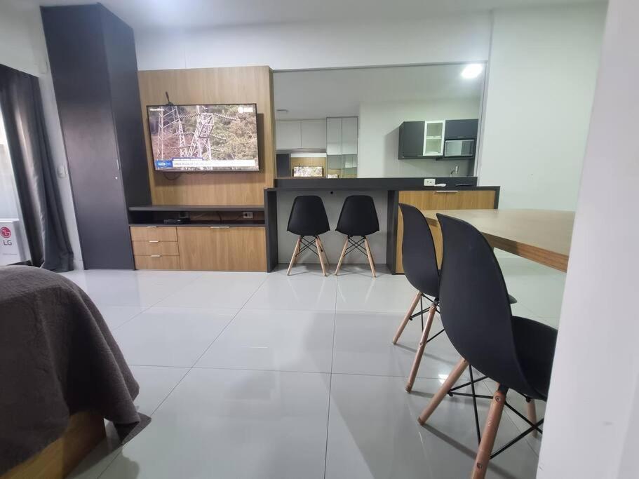 Centro Sao Paulo, Republica, Estiloso, Espacoso, 813 Apartamento *
